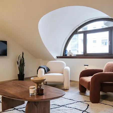 Apartment The Core - 4 Min Walk To Bernina Express